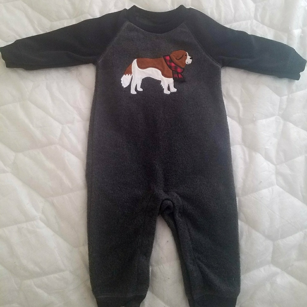 9 month Carter's nwot fleece snap puppy romper